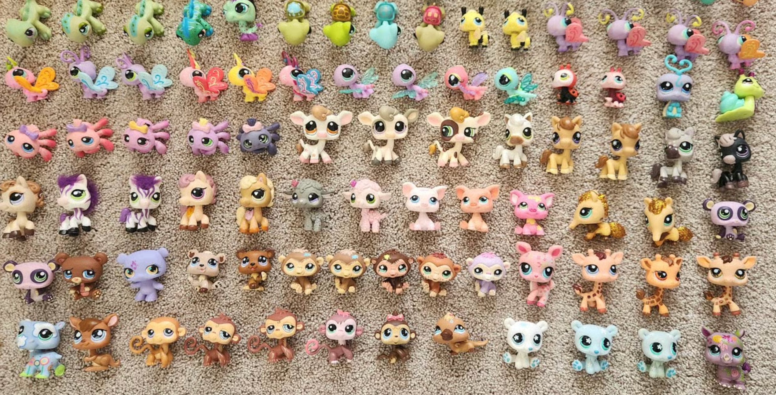Huge Vintage Littlest Pet Shop Mega Lot – 300+ Authentic Figures (Hasbro G1-G3)