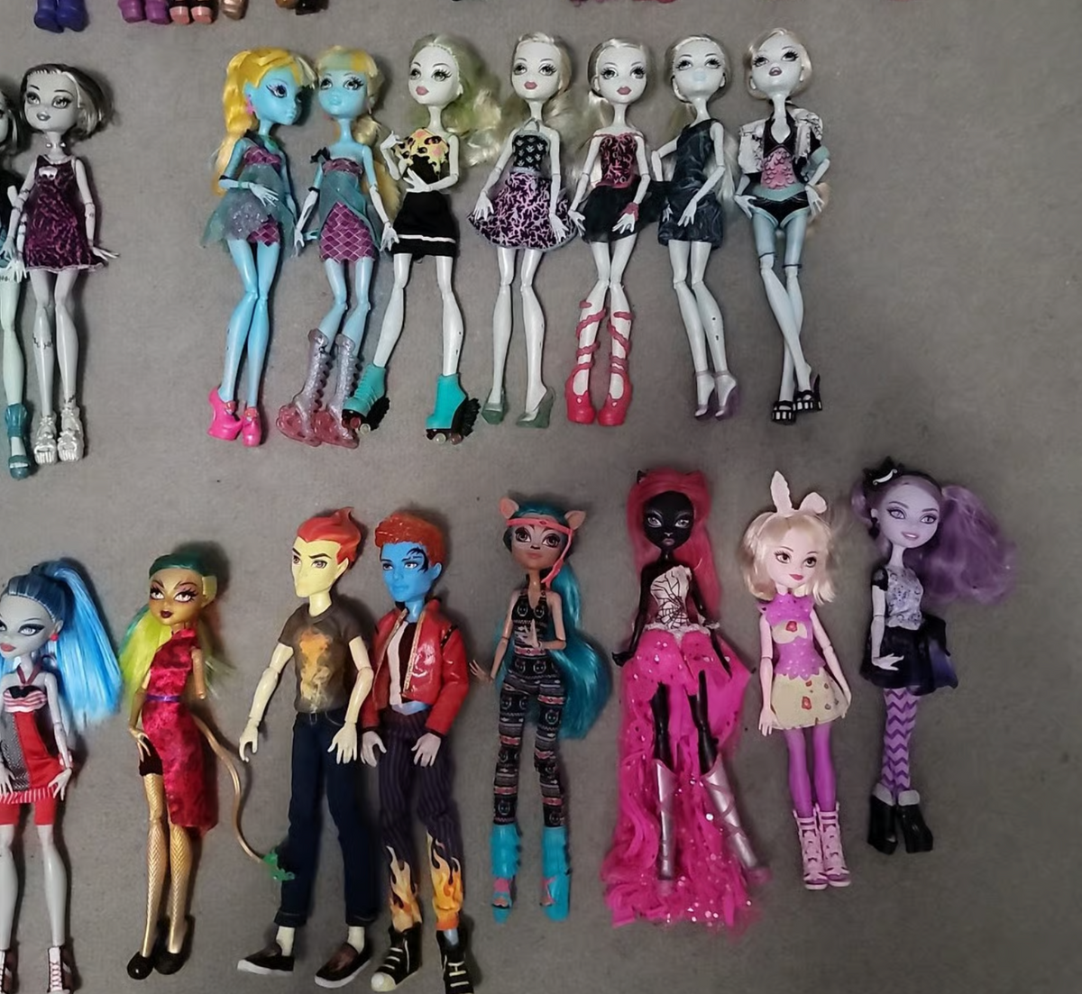 Huge Monster High Doll Lot 50 Dolls with 5 NIB Skelita Draculaura Cleo Mega Collection
