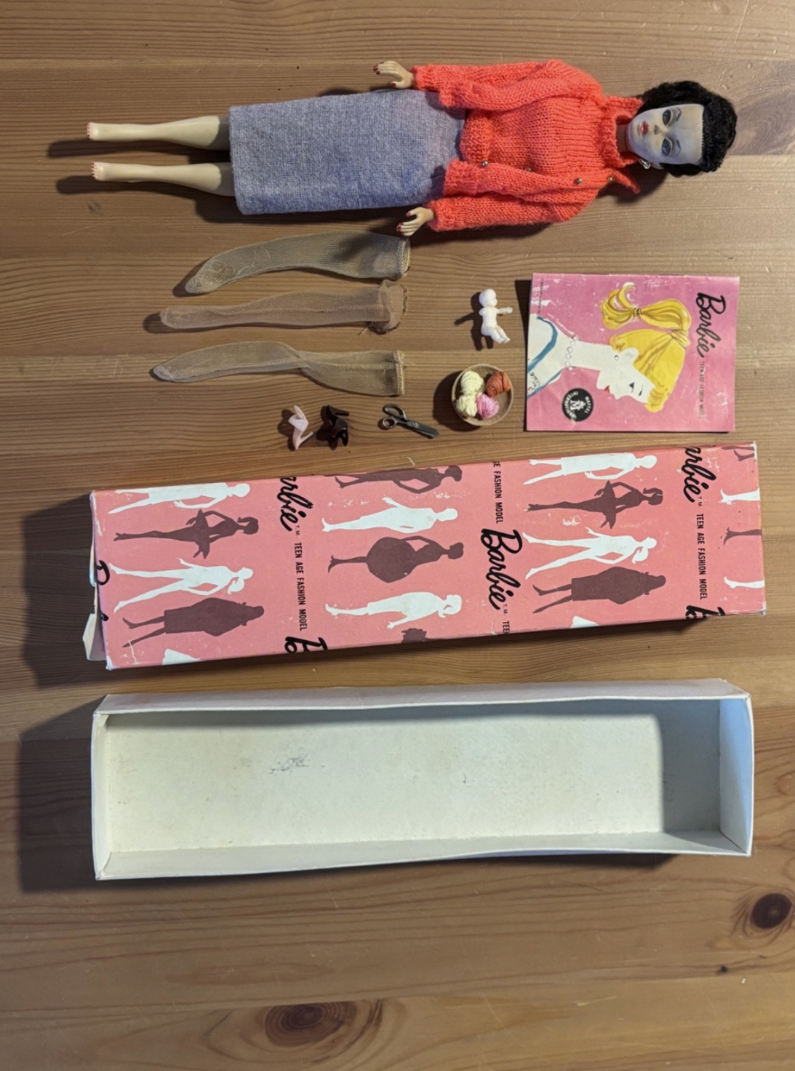 Vintage 1959 Barbie #876 Sweater Girl Ponytail Doll Lot with Original Box