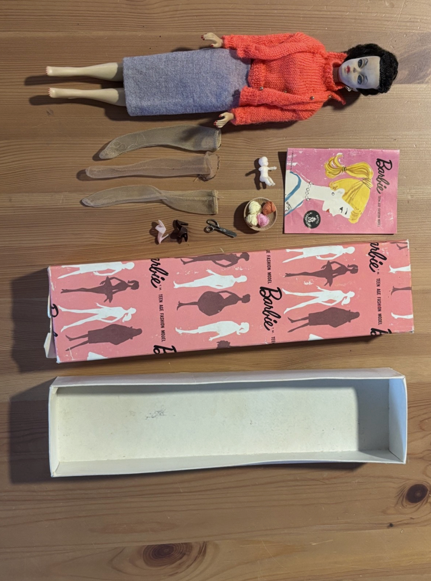 Vintage 1959 Barbie #876 Sweater Girl Ponytail Doll Lot with Original Box