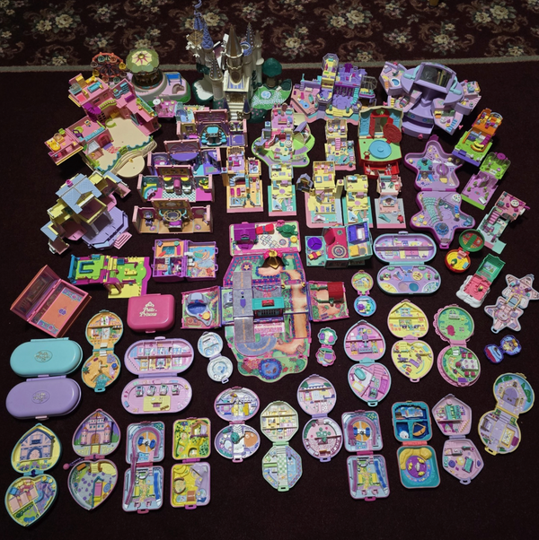 Huge Vintage 90s Bluebird Polly Pocket Mega Lot: 55+ Playsets & Compacts, 50+ Figures