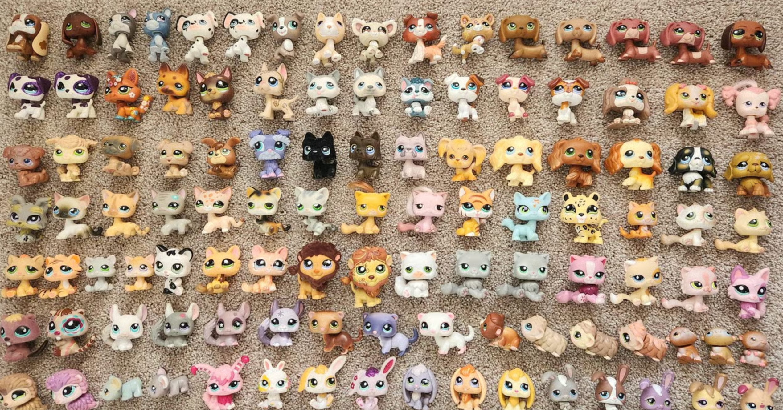 Huge Vintage Littlest Pet Shop Mega Lot – 300+ Authentic Figures (Hasbro G1-G3)