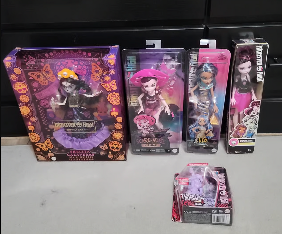 Huge Monster High Doll Lot 50 Dolls with 5 NIB Skelita Draculaura Cleo Mega Collection